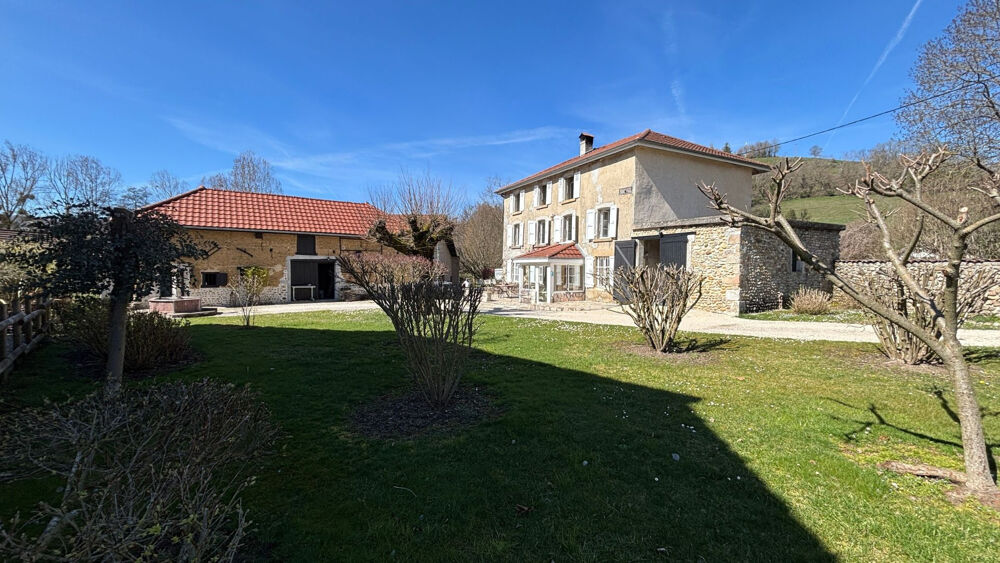 Maison individuelle avec dépendance