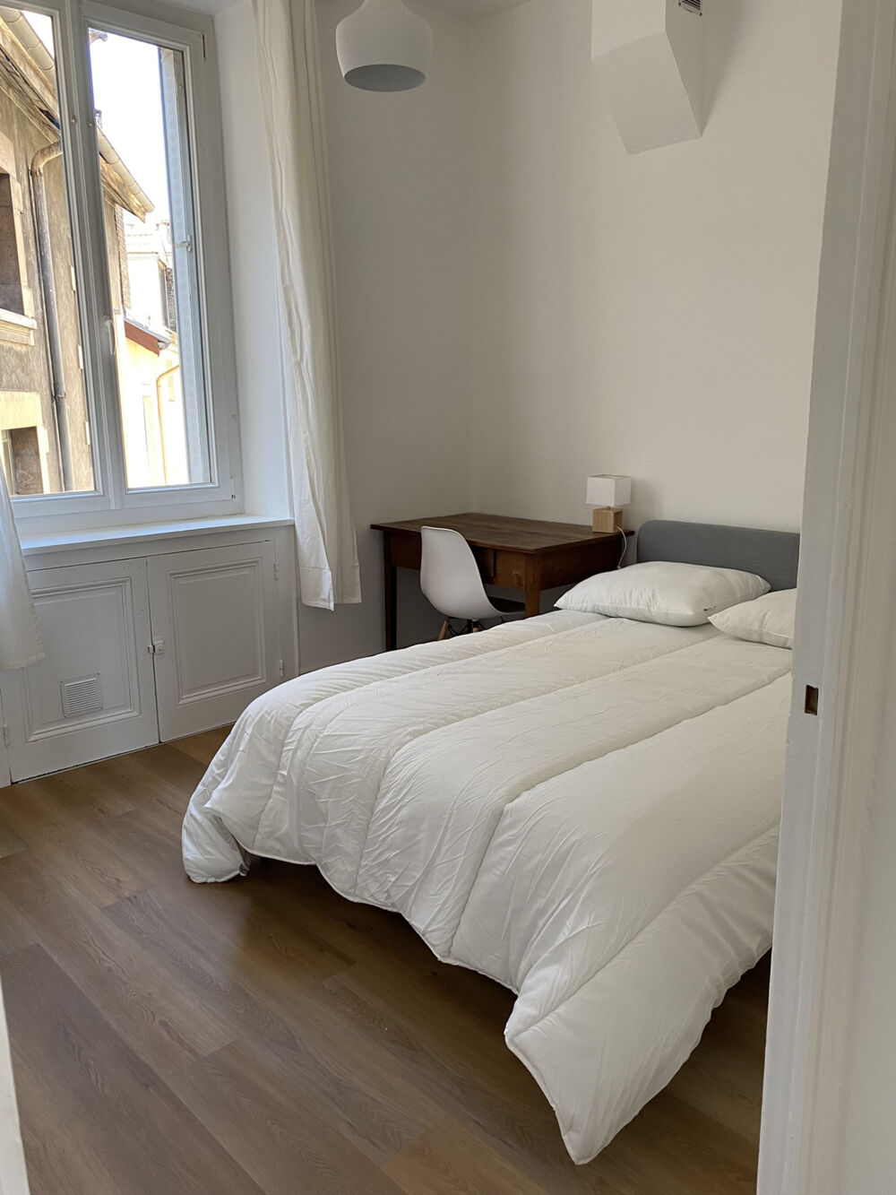 Location Appartement Dépt ISERE(38) - Appartement 3 pièces - 50m2 - 2 chambres - Meublé - Rénové - Rue de Turenne Grenoble
