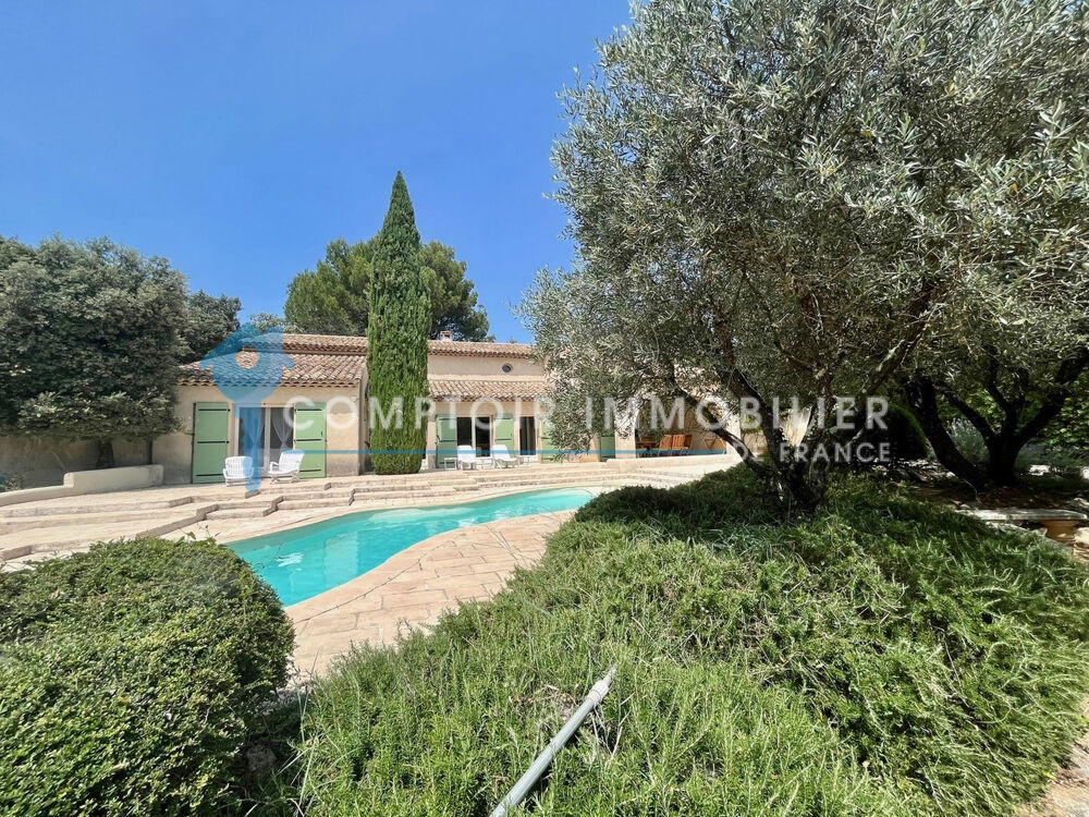 Vente Maison A Vendre GARD (30) - Spacieuse et belle villa sur trs beau terrain avec piscine dans village proche Uzs Uzes