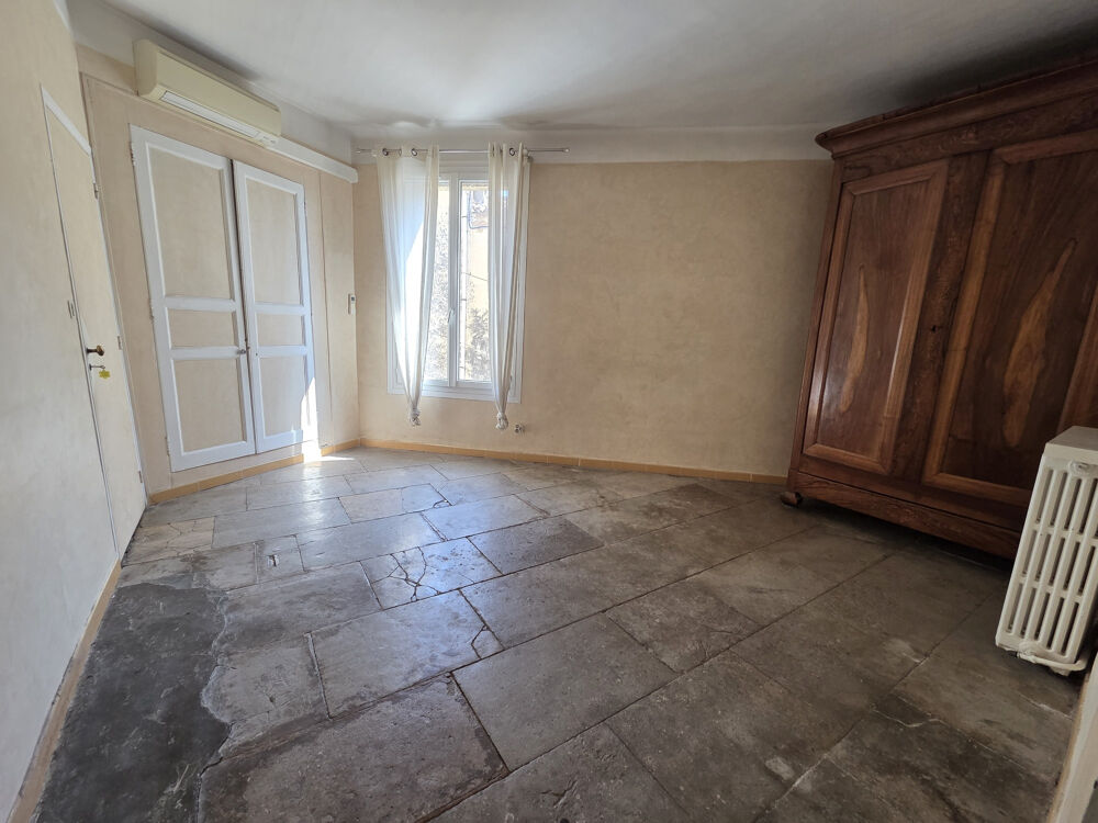 Vente Appartement VAUVERT . Appartement proche centre ville 123 m2 3 chambres. Vauvert