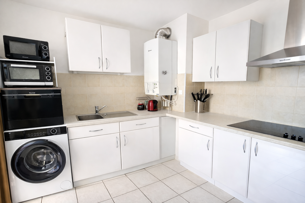 Dépt Hérault (34), à vendre MONTPELLIER Port marianne Appartement T2 de 47m2 - Terrasse - garage.
