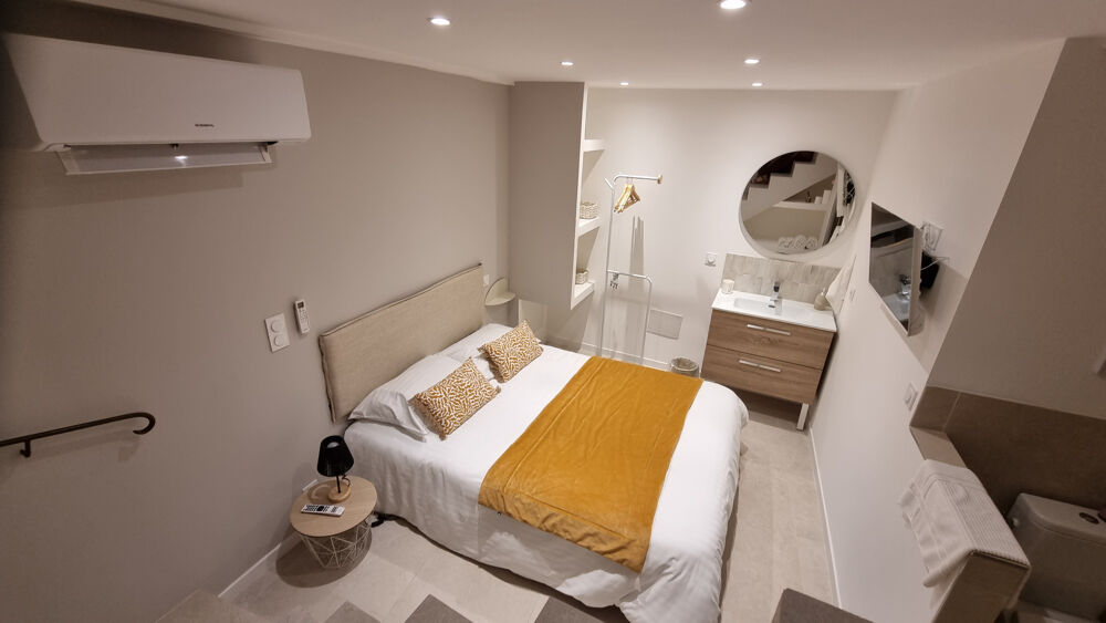 VAR (83) - À VENDRE - FLAYOSC - TRIPLEX indépendant avec 2 chambres