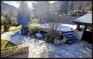  Propri�t�/ch�teau � vendre 11 pi�ces 284 m�