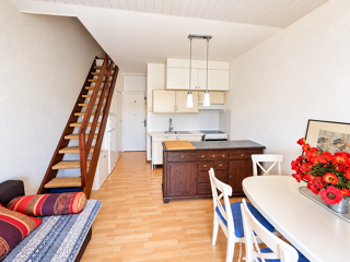 Vente Appartement À vendre- appartement T2 en duplex de 33 m2 avec terrasse et piscine Marsillargues