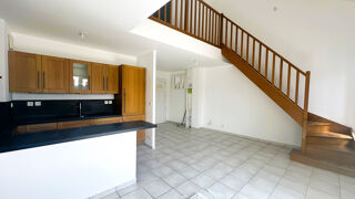  Appartement à louer 4 pièces 68 m²