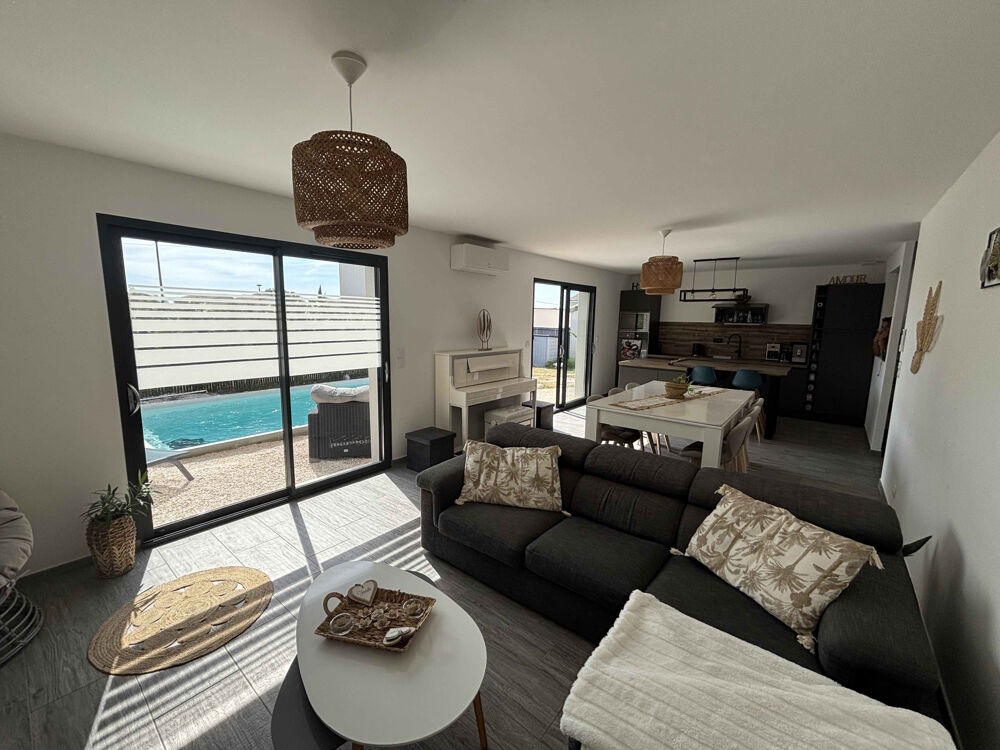 Vente Maison UZES : Villa plain pied P4 avec piscine récente Uzes
