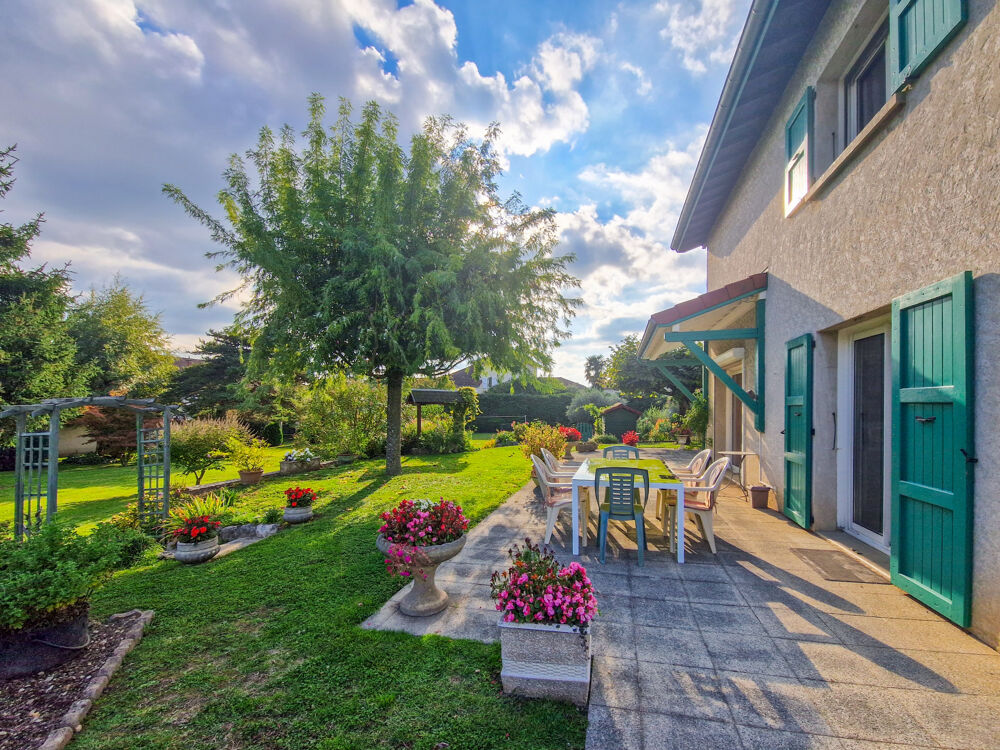 Vente Propriété/Château Propriété de charme, à SAINT JEAN DE MOIRANS COEUR DU VILLAGE, A VENDRE St jean de moirans