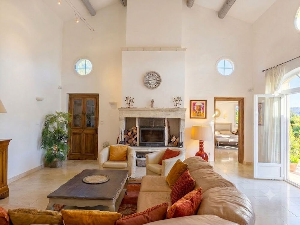 à vendre  Propriété/château Saint-Rémy-de-Provence (13210)