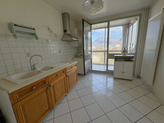  Appartement à vendre 5 pièces 110 m²