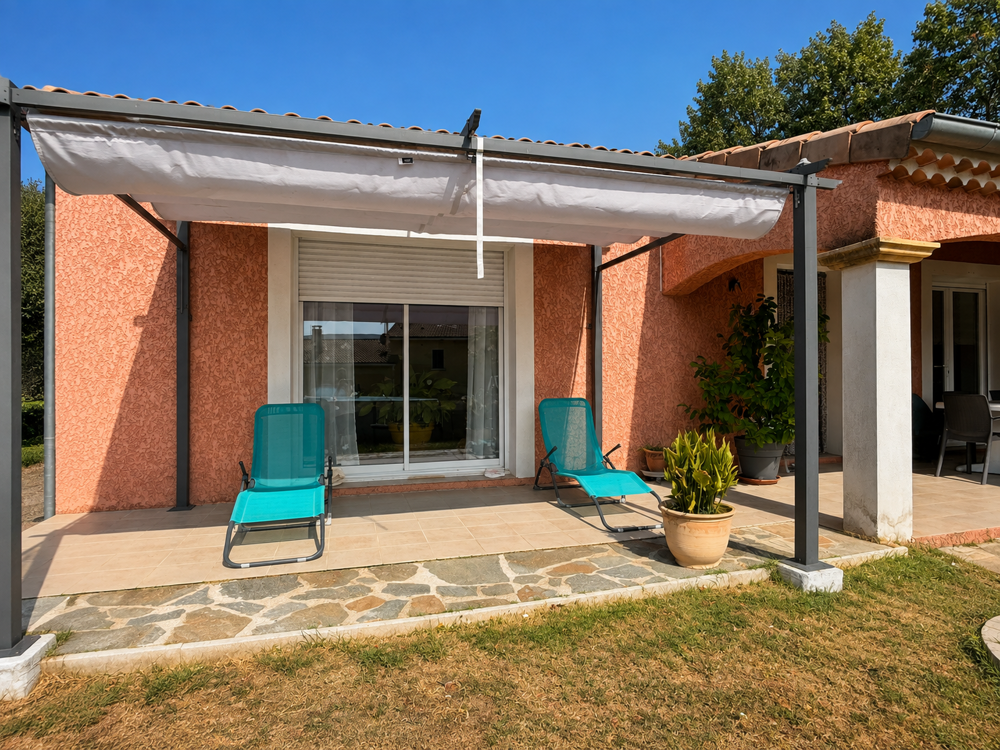 Villa de plain-pied de 97 m2 avec garage, terrasse couverte et terrain clos de 770 m2 Vallon-Pont-d'Arc