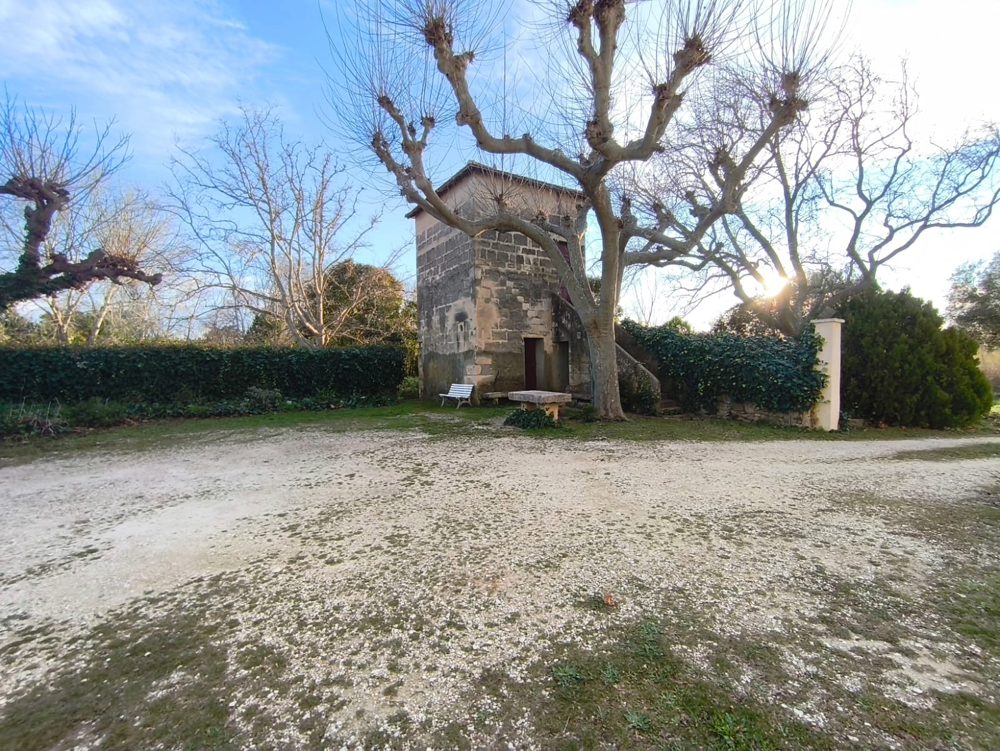 � vendre  Propri�t�/ch�teau Boulbon (13150)