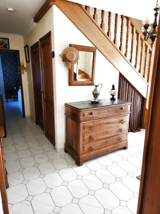  Maison à vendre 6 pièces 146 m²