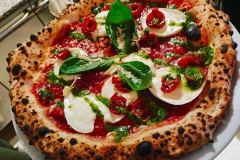 DPT(30) Pizzeria en Provence &agrave; vendre au cœur de village 49000 30300 Vallabregues