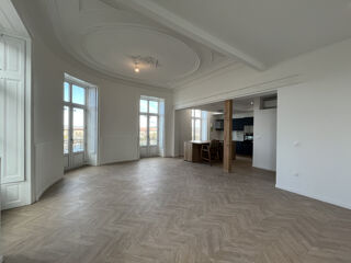  Appartement � vendre 4 pi�ces 131 m�