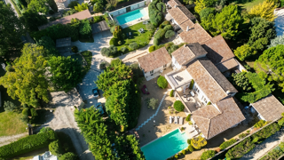 Maison 13 pièces 380 m² · à Saint-Rémy-de-Provence · 380 m² · 2 440 000 €