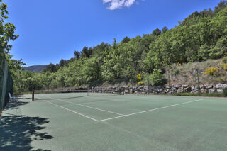  Maison  vendre 10 pices 333 m