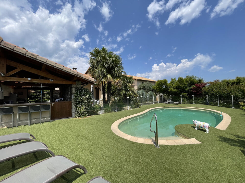 Dpt Ardèche (07) - à Vendre À Roiffieux - Villa d'exception avec piscine
