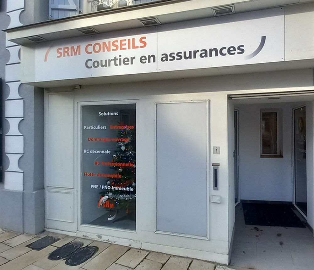   DEPT Yvelines (78) Thoiry + A louer local commercial 