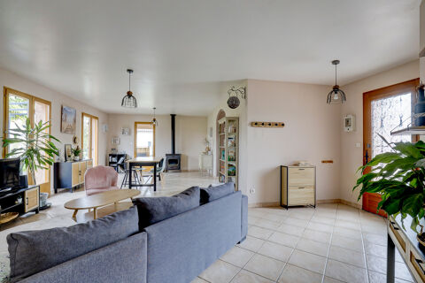   Maison familiale de 2006  4 chambres  Terrain 1082 m2  Aucun vis?�?vis Maison - 6 pi�ce(s) - 110 m�