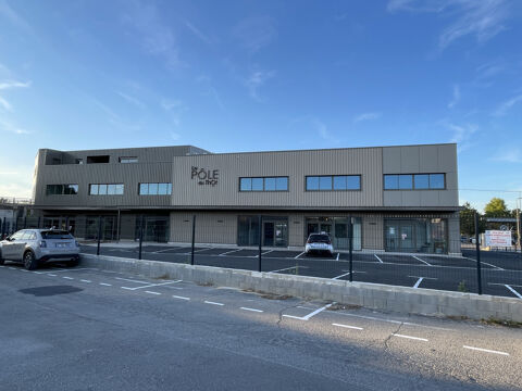 &Agrave; LOUER LOCAL COMMERCIAL NEUF 80m2 LE THOR (84) EMPLACEMENT No1 1760 84250 Le thor