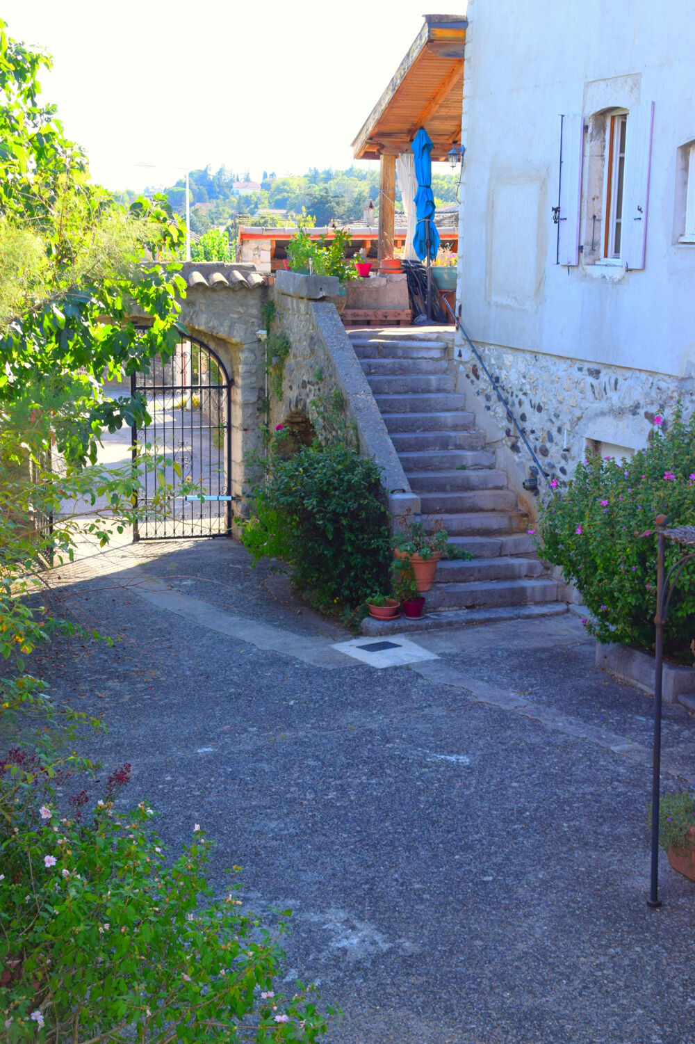 à vendre  Propriété/château Lavilledieu (07170)