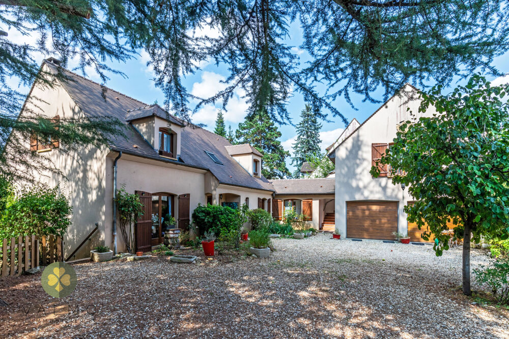 Maison 6 pièces 197 m² · à Thoiry · 197 m² · 551 000 €