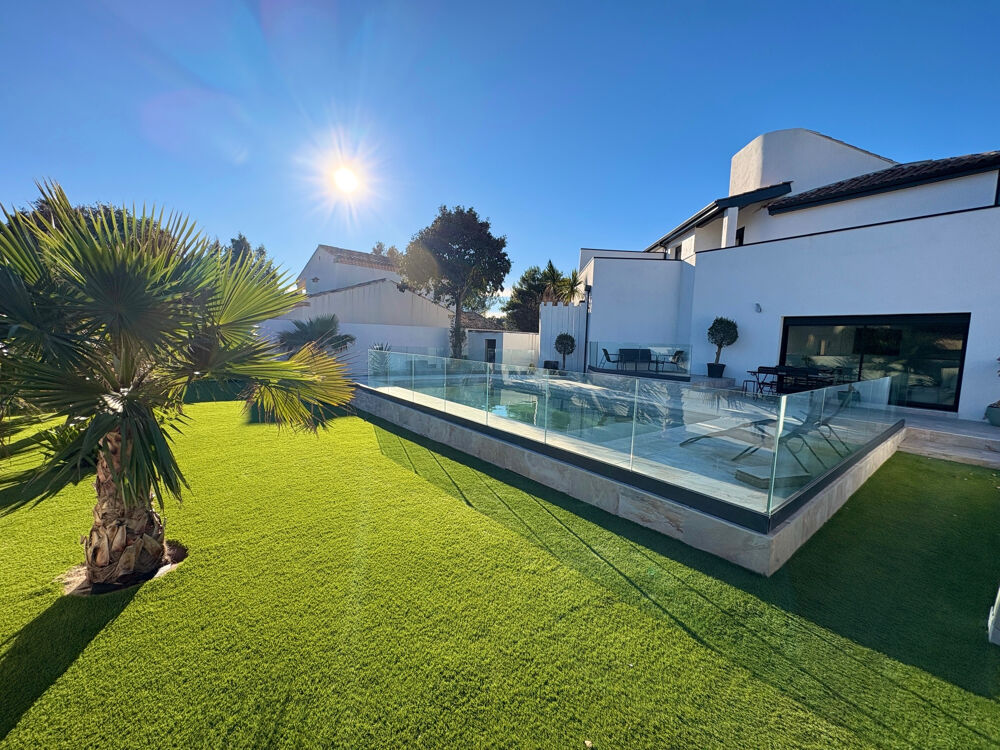 Dépt Hérault (34) A vendre sur Juvignac Villa T4 totalement rénovée avec piscine
