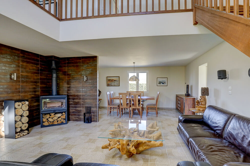 MAISON FAMILIALE-BELLES PRESTATIONS-CALME