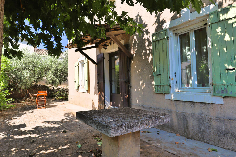 Vente Maison Dept 84 - Maubec - Cœur de village - Maison rénovée avec terrain 1 050 m2 en zone UA constructible Maubec