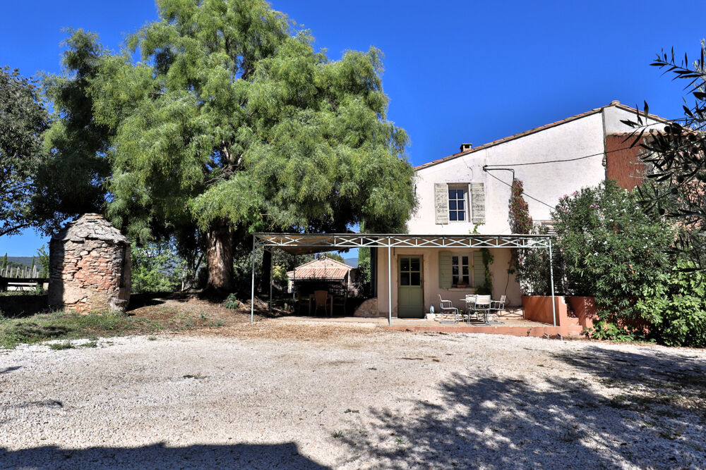 Vente Maison Dept 84 - Maison de hameau ancienne avec pigeonnier et bassin St saturnin les apt