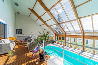  Maison  vendre 8 pices 451 m