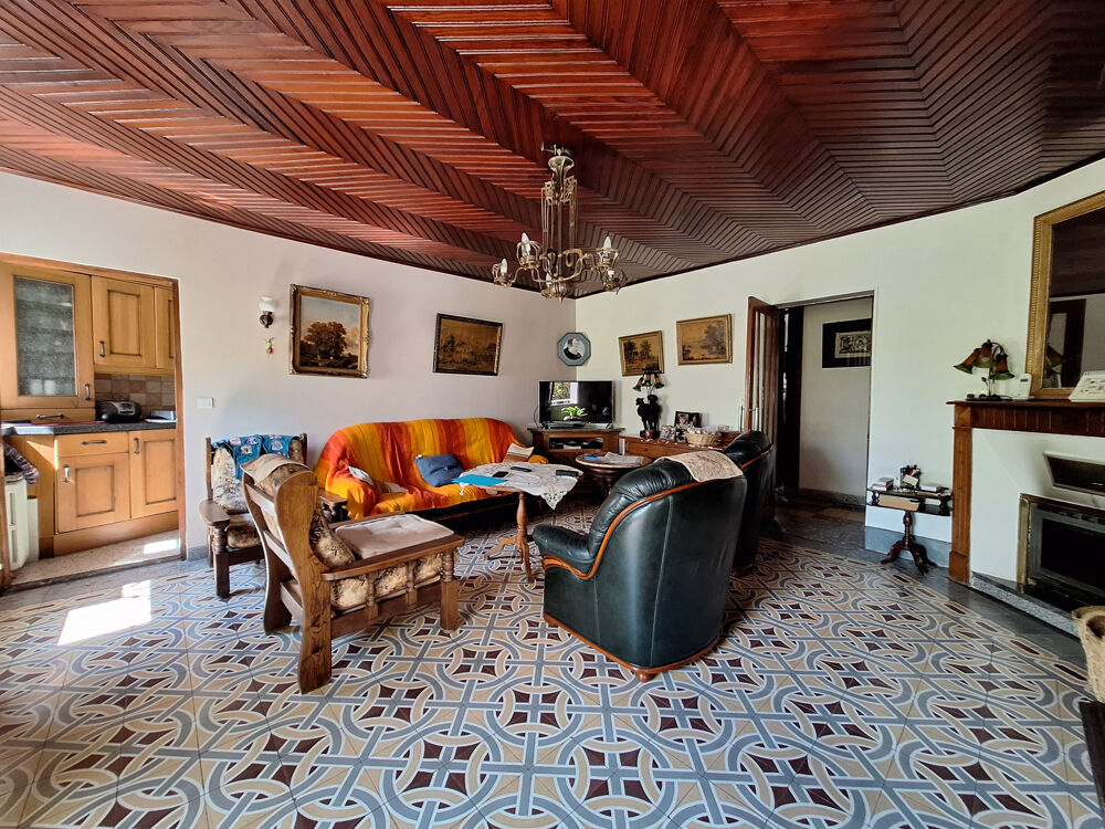 Maison 7 pièces 180 m² · à Puylaurens · 180 m² · 220 000 €