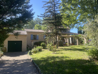  Propriété/château à vendre 6 pièces 185 m²