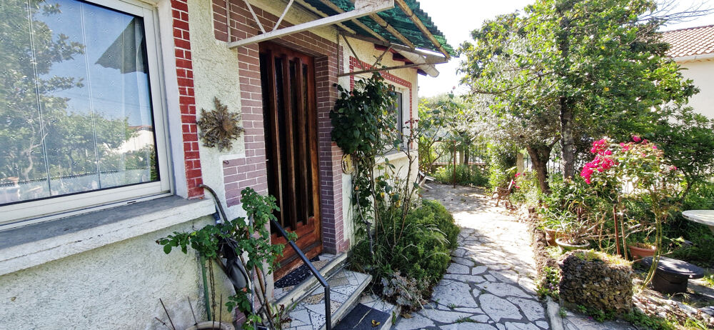MAISON DE VILLAGE