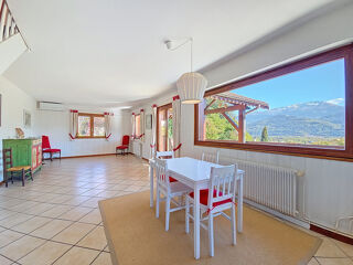  Maison � vendre 9 pi�ces 180 m�