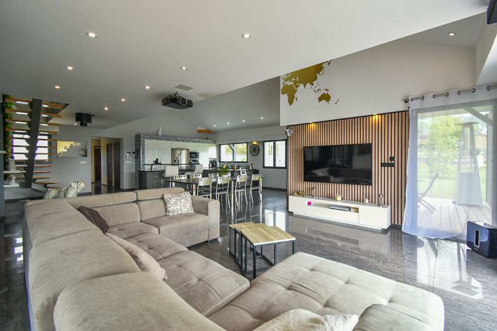 � vendre  Propri�t�/ch�teau Aiguebelette-le-Lac (73610)