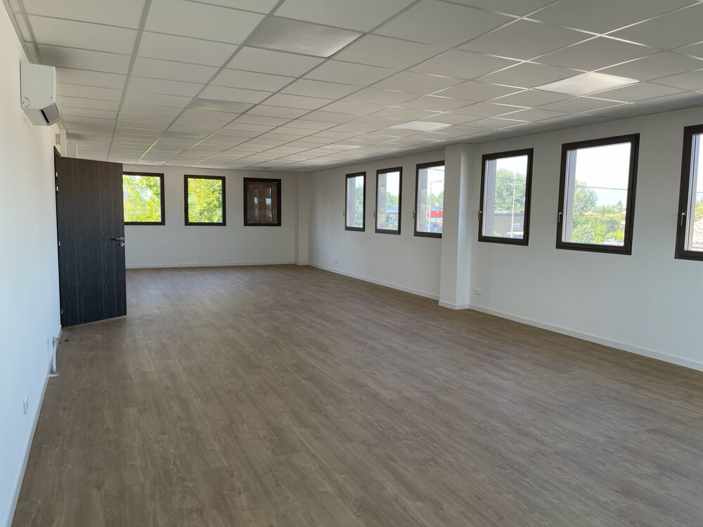   À LOUER   SURFACES PROFESSIONNELLES MODULABLES DE 40 m2 À 260 m2 