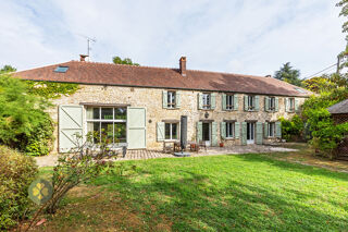  Propriété/château à vendre 12 pièces 390 m²