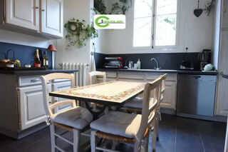  Maison à vendre 10 pièces 225 m²