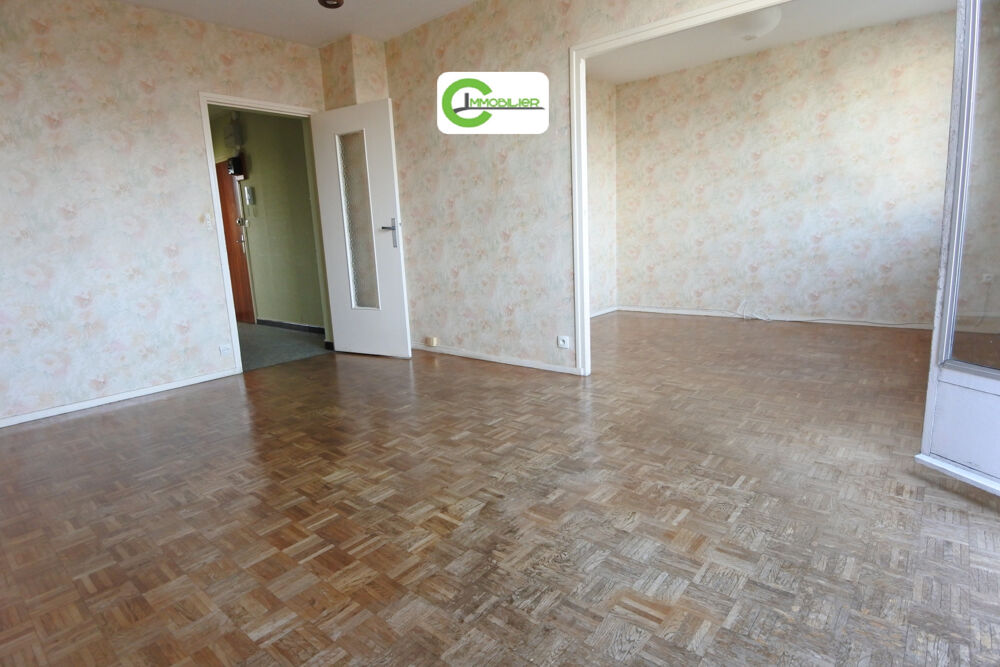 APPARTEMENT T3 BIS AVEC ASCENCEUR ET BALCON
