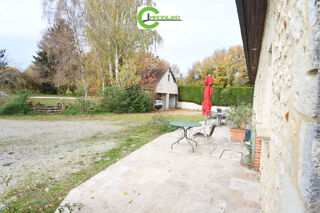  Propri�t�/ch�teau � vendre 11 pi�ces 335 m�