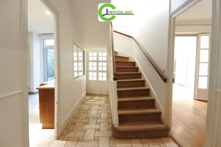  Maison à vendre 10 pièces 270 m²