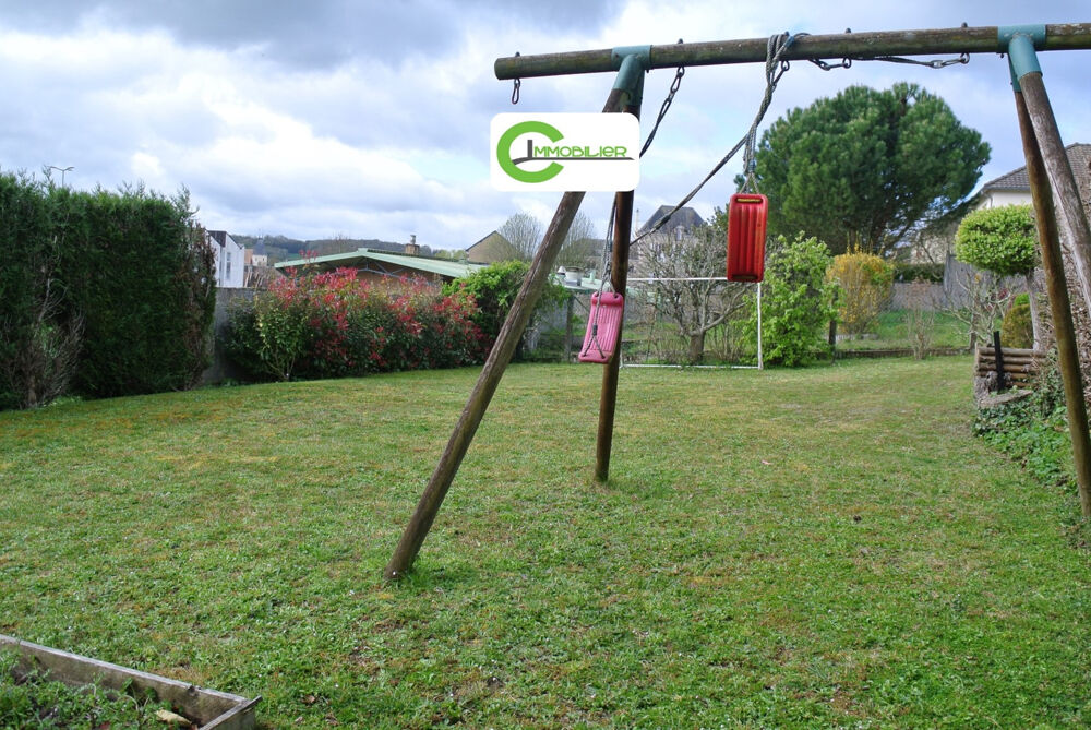 Proche la Ferte Bernard dans village toutes commodités