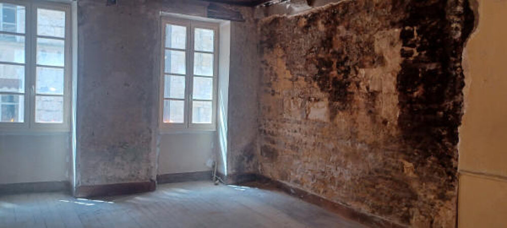 Vente Immeuble Immeuble de caractère A RENOVER (toiture refaite) à usage mixte en pierre à Caylus Caylus