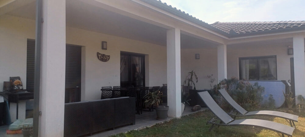 Vente Maison Maison de construction traditionnelle ultra moderne F5/F6 de 145m2 habitable de 2017 sur 1000m2 de terrain clo Montauban
