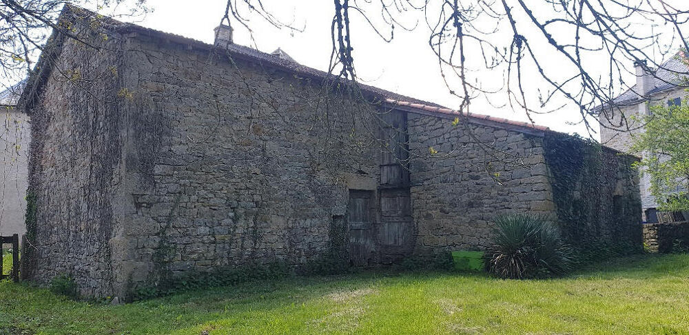 Maison typiquement Quercynoise à rénover du XVIIème siècle