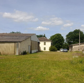  Propriété/château à vendre 8 pièces 160 m²