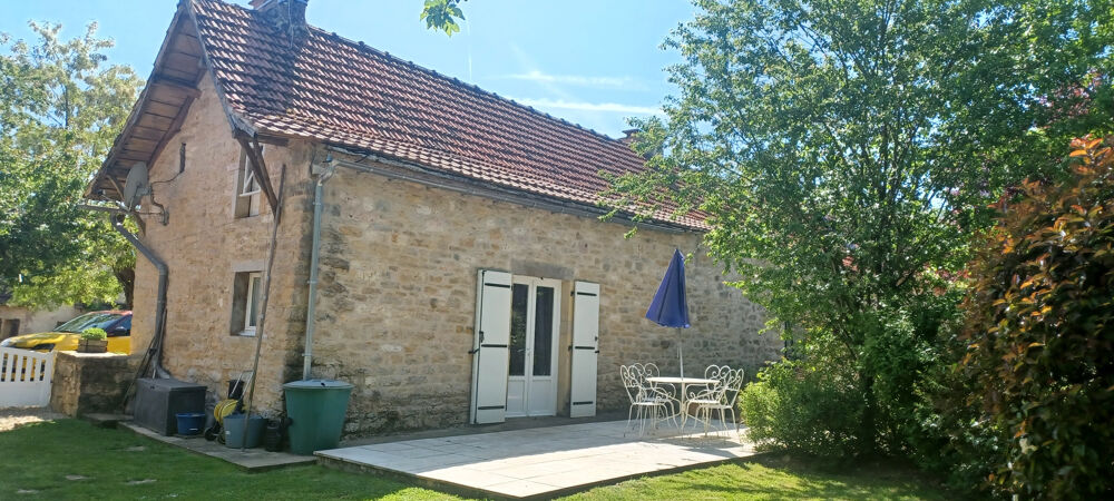 Vente Maison A 4km des 1er commerces et d'un village médiéval, dans hameau très calme maison quercynoise en excellent état St projet