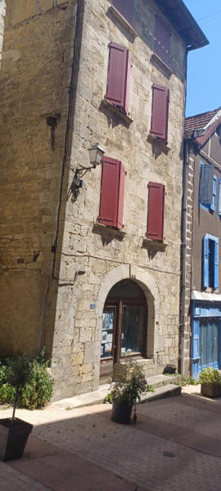  Immeuble à vendre 135 m²