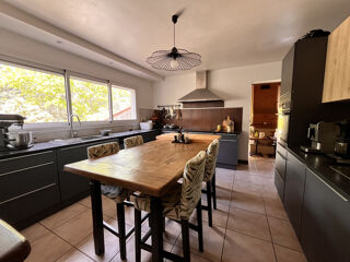  Maison � vendre 8 pi�ces 260 m�